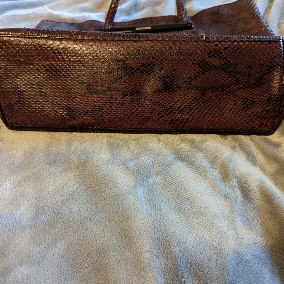 VINTAGE Gucci Python Tote - Picture 3 of 10